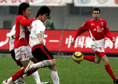 重温鲁能2010夺冠,重温2005年足协杯联赛之鲁能泰山