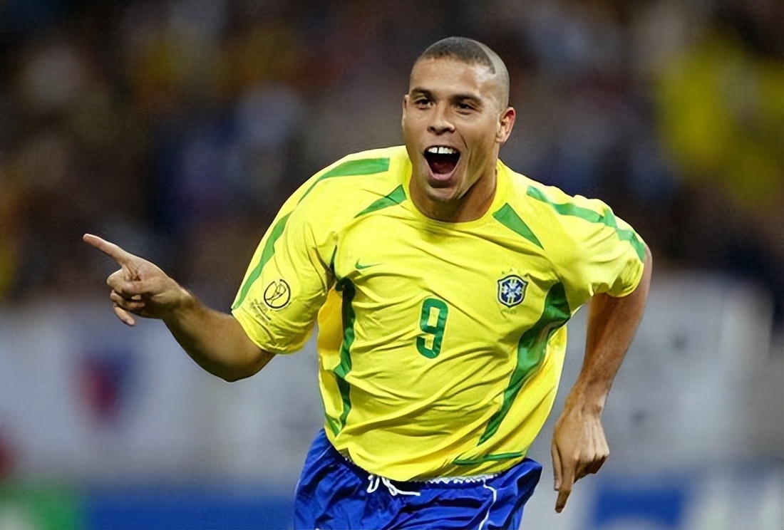 当罗纳尔多遇到罗纳尔多,外星人罗纳尔多vs小罗