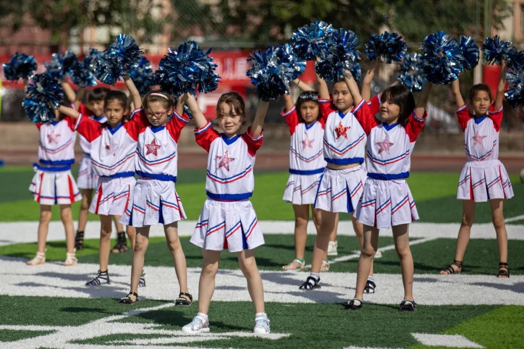 中国女足国脚赵丽娜：希望更多学校有女足