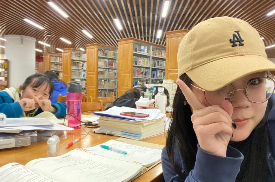 以梦为马、不负韶华，书写青春华章——昆幼师专毕业生在“专升本”考试中再创佳绩