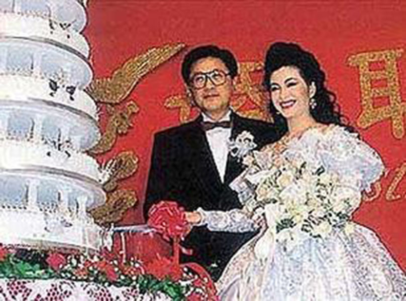 伍咏薇结婚13天守寡完整版,伍咏薇重提首段豪门婚姻