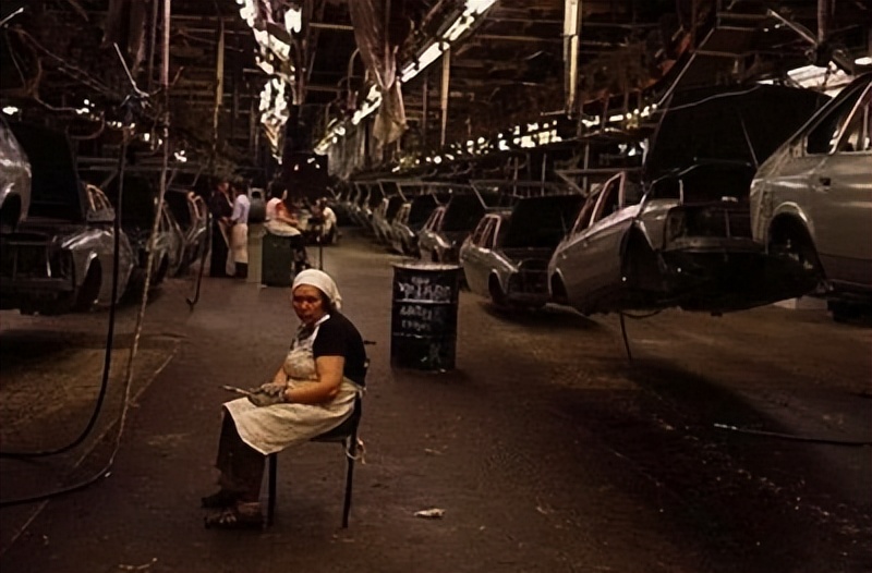 老梁讲解普京收拾寡头,普京如何收拾寡头的