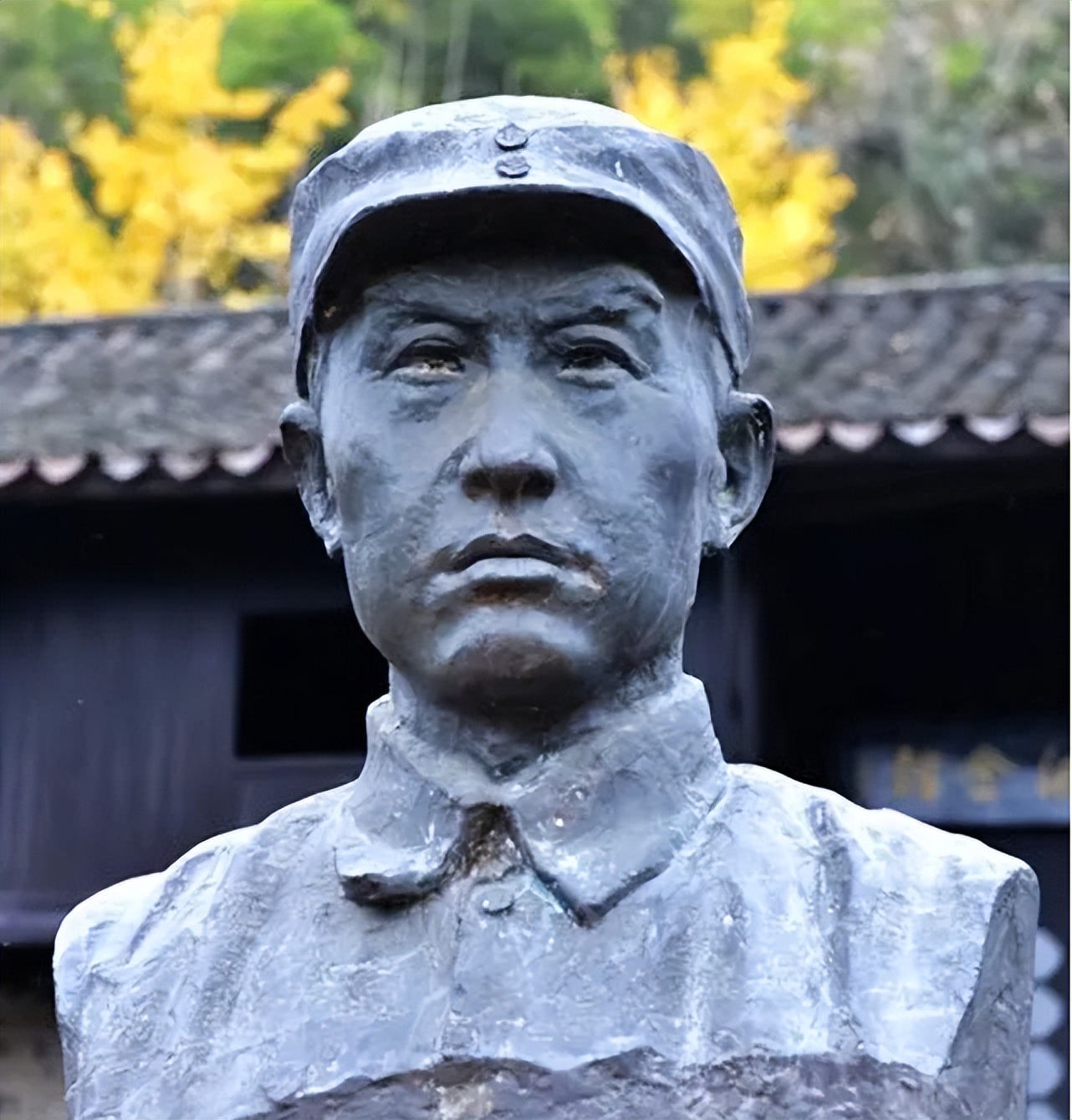 新四军名将高敬亭:战功赫赫却被错杀,38年后恢复名誉