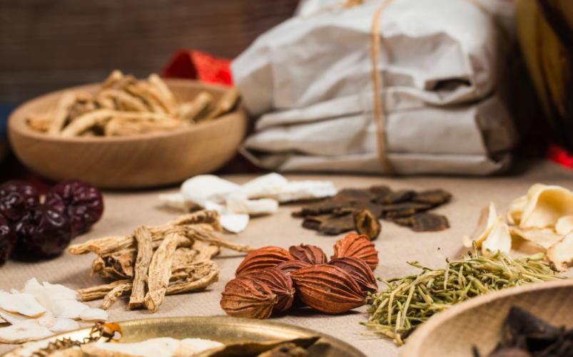 老中医治肝胃不和型胃炎,治肝胃的老中医