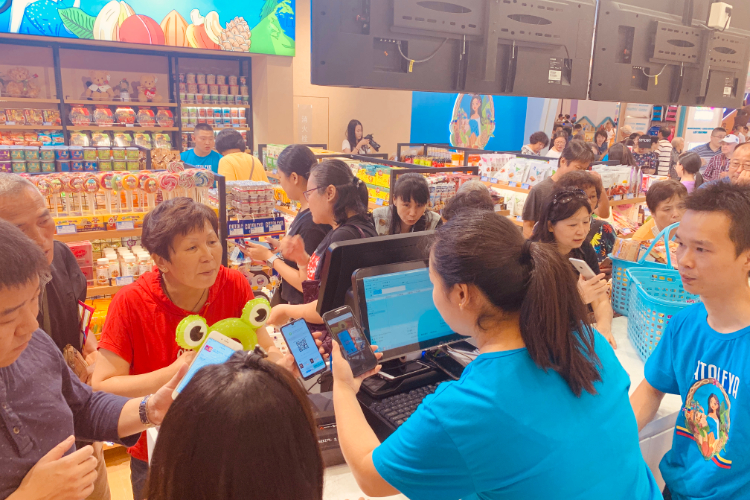 引流、性价比、预期，卡塔利亚进口零食超市选址时都不能少