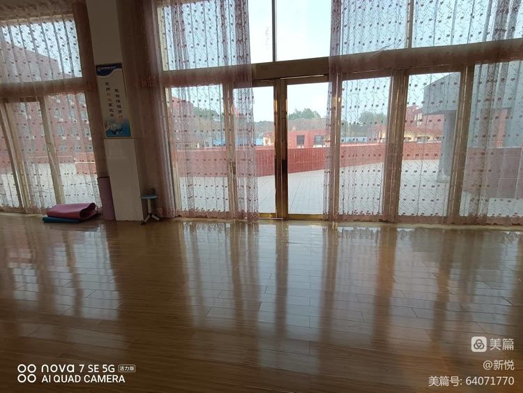 春风十里不如“瑜”你,感受思源“伽”人的快乐!