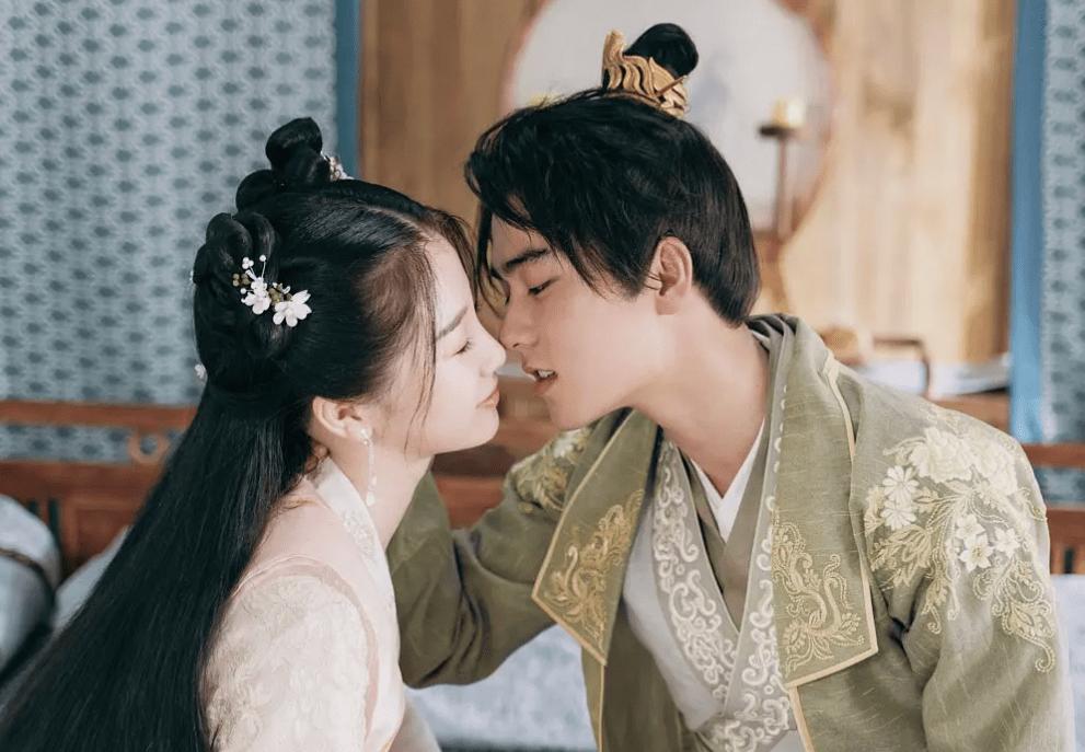 长视频网站的自救战：争夺头部项目，转战分账剧