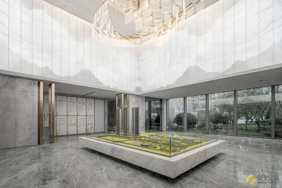 莫戈分享｜以简驭繁，追光逐影艺无境