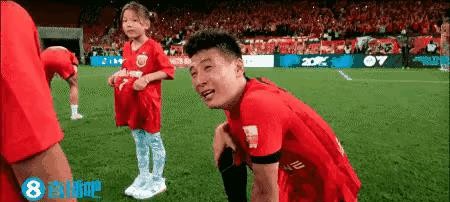 武磊夺冠后发文双色球,武磊中超夺冠激动落泪