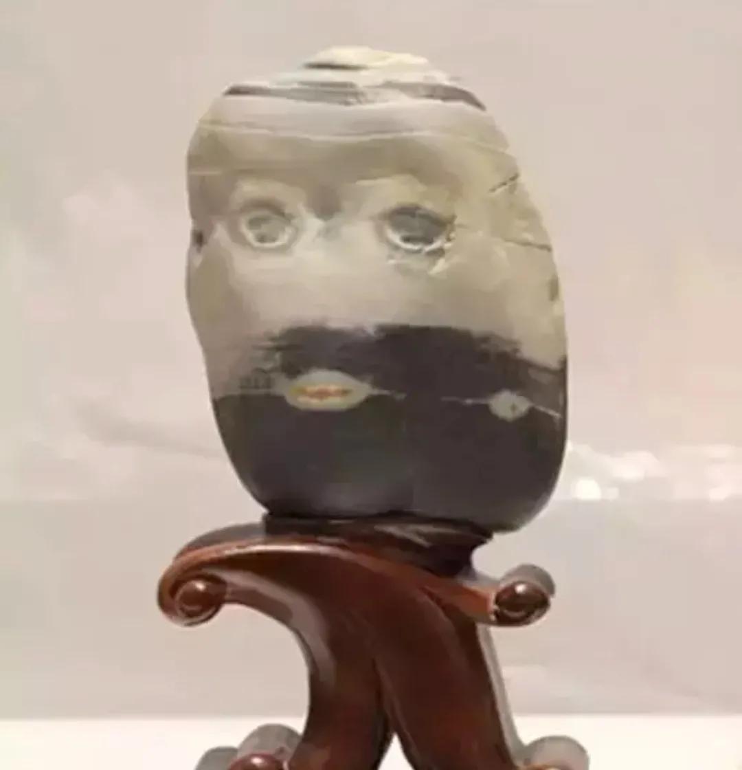 成精的石头蛋,石头成精的过程视频