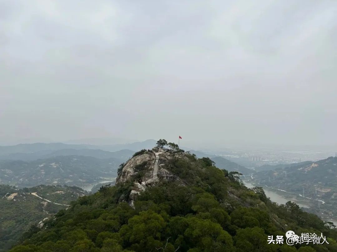 金浦双髻山：龙首环青