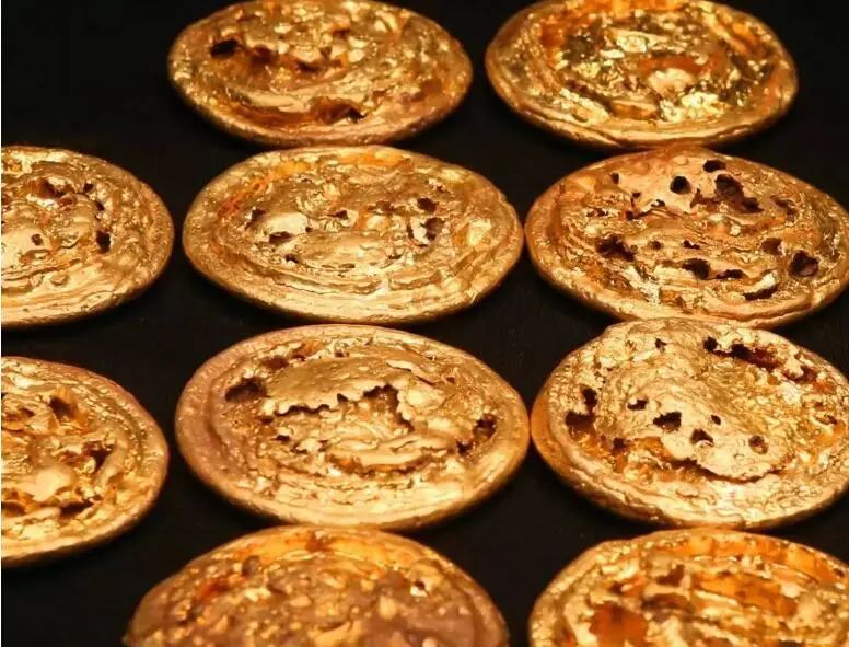 上坟烧冥币哪个面额大,烧冥币是封建迷信吗