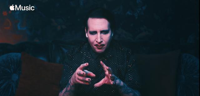 家暴、PUA、当众强奸，明星这个没心没肺的男人终于挨锤子了