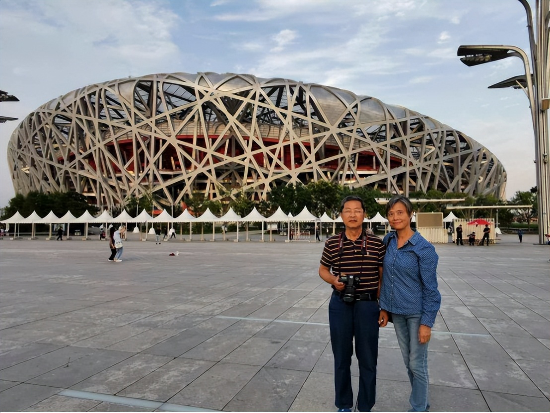 34亿建的鸟巢回本了吗,15年耗资100亿美元