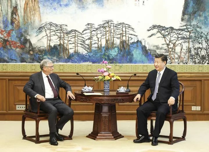 习*平近**会见美国比尔及梅琳达·盖茨基金会联席主席比尔·盖茨