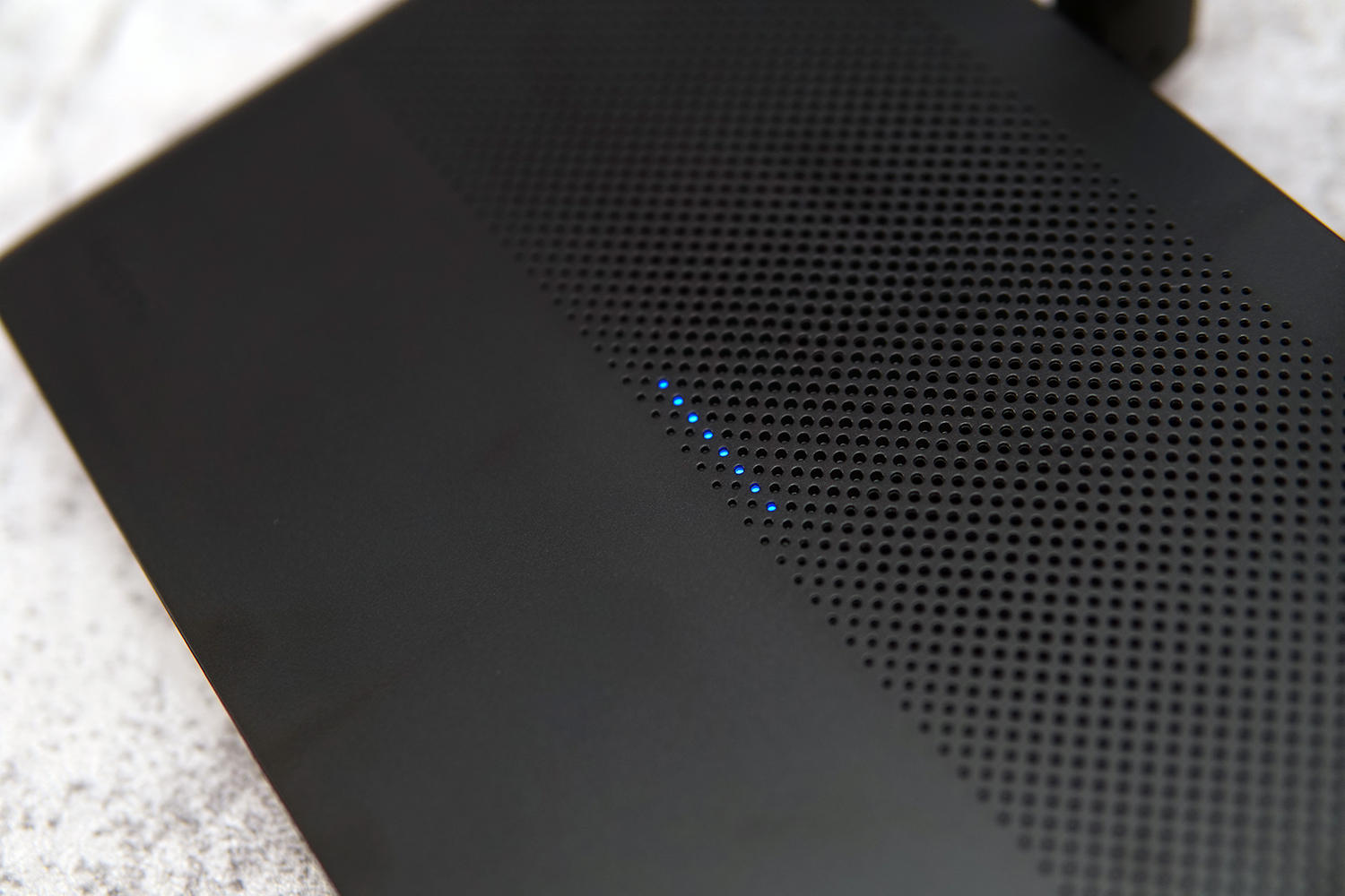 红米ax6000路由器穿墙能力,红米ax5400路由器对比小米ax6000