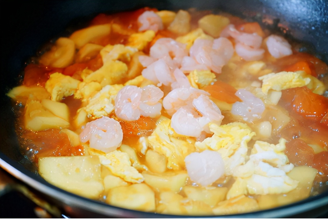 儿童番茄西葫芦木耳炒虾仁,西葫芦炒番茄怎样炒才能出汁好吃