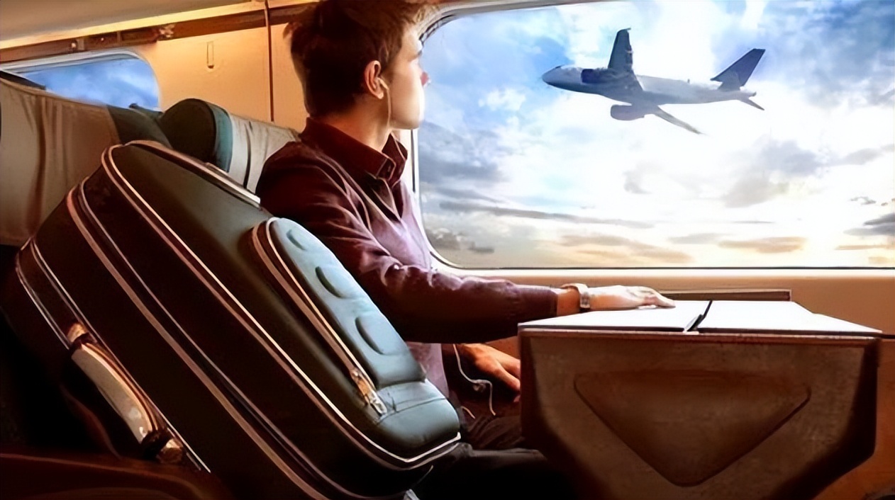 随身携带上飞机的物品怎么过安检,过安检的东西是不是都能带上飞机