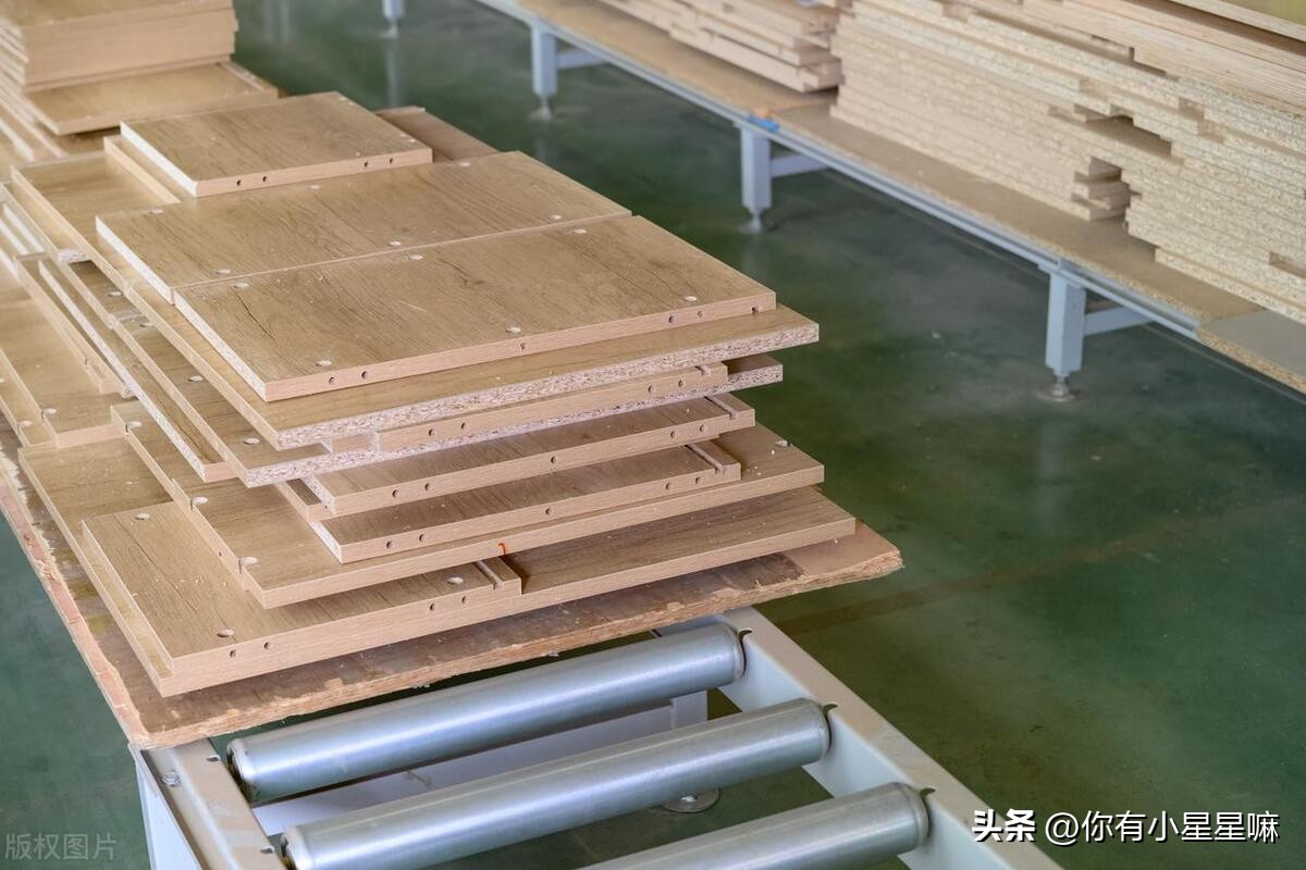 密度板是什么材料做的,密度板是不是很差的板材