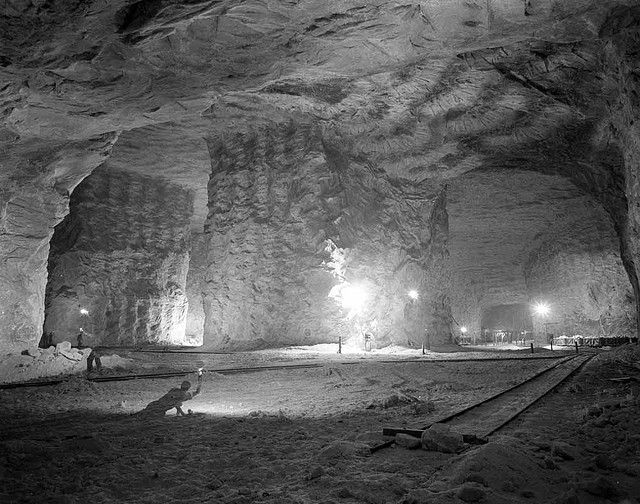 132亿升湖水3小时漏光！36厘米粗的钻头，究竟如何酿成一场灾难？