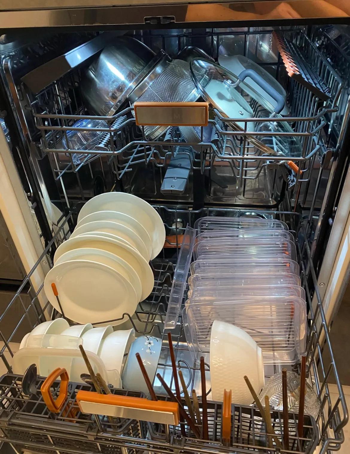 洗碗机实用吗值不值得购买,西门子洗碗机到底是好用还是鸡肋