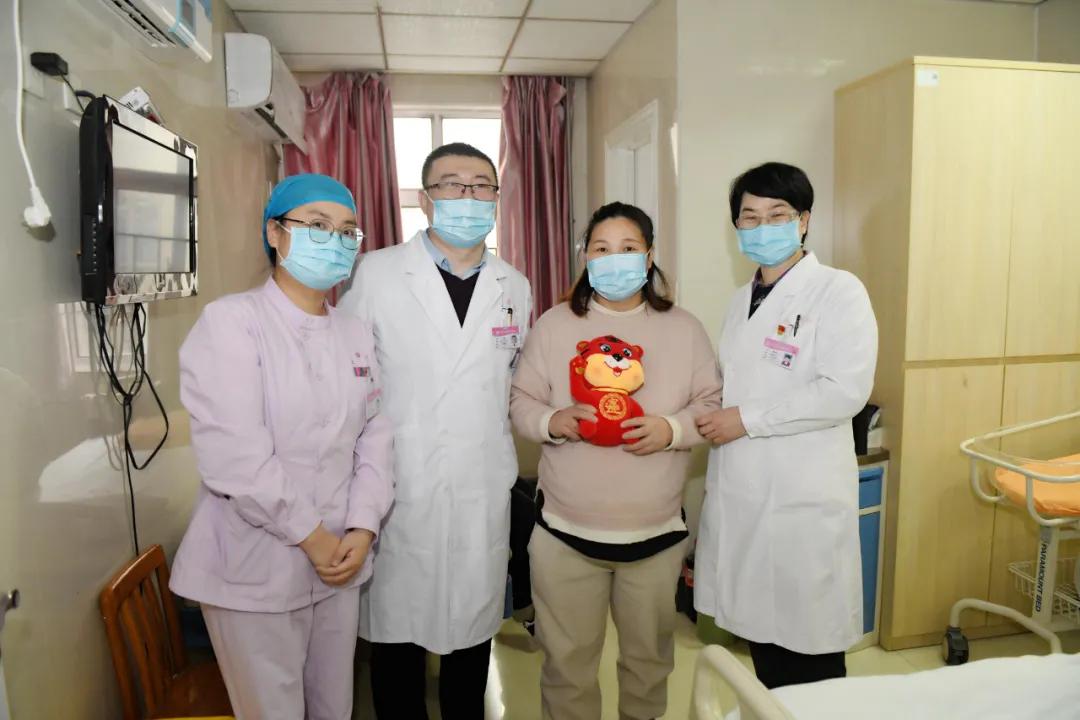郑州市妇幼保健院为世界冠军分娩“助攻”,网友:太棒了
