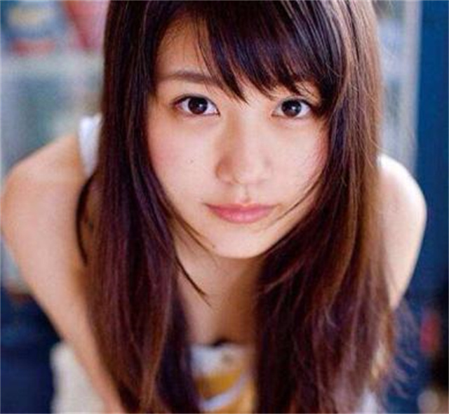 女子交往8名男友诈骗200多万,诈骗12亿日本女诈骗犯