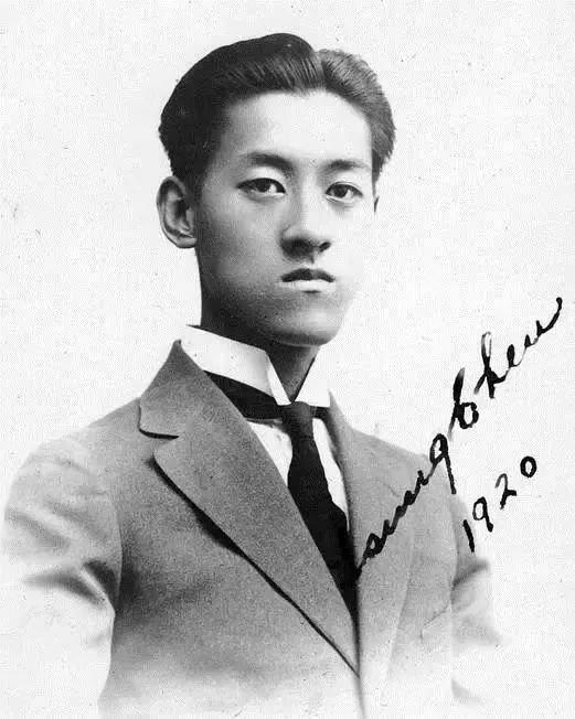 一辈子只会教书的清华男神,凭什么被*镕基朱**誉为“一代宗师”