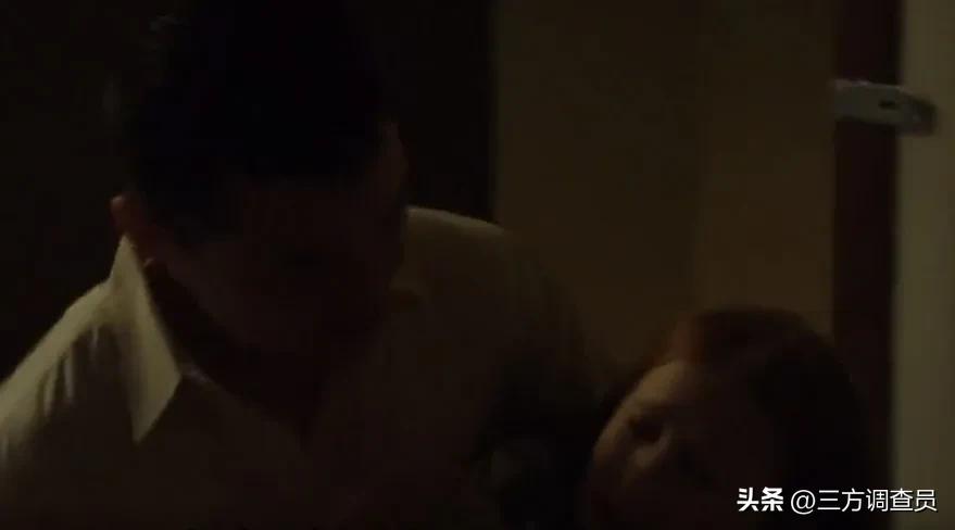 14岁少年爱上女老师，跟踪15年，最终将她塞进衣柜，美国旧案