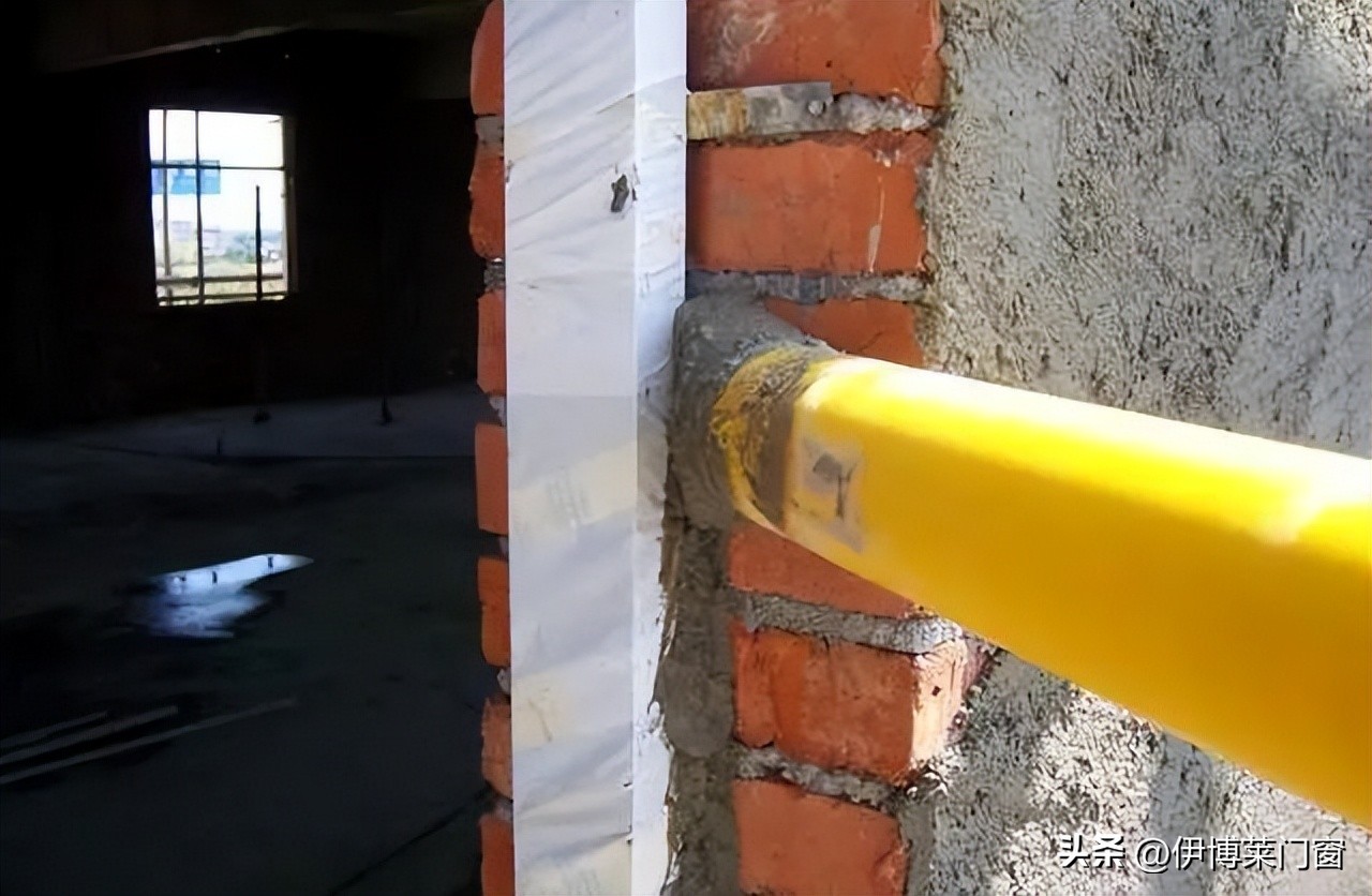 门窗灌水泥浆好还是发泡胶好,水泥浆与空鼓胶