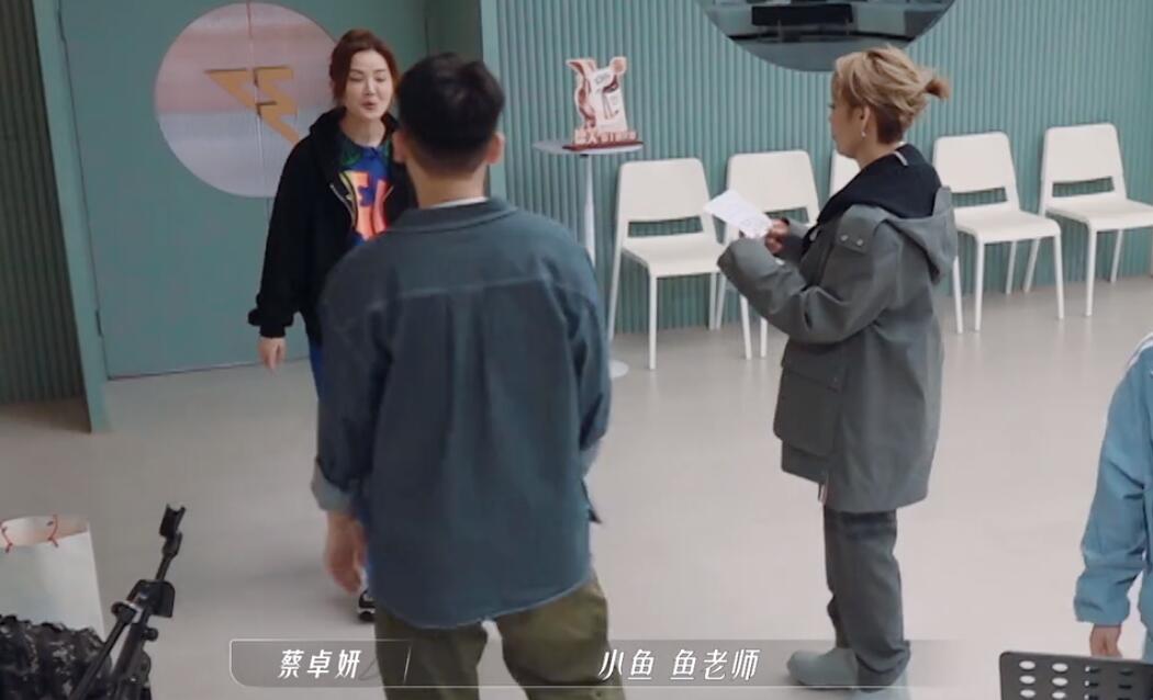 鎶摜2绗笁娆″叕婕攔eaction,鎶摜2涓庢氮濮愪笁鐑害瀵规瘮