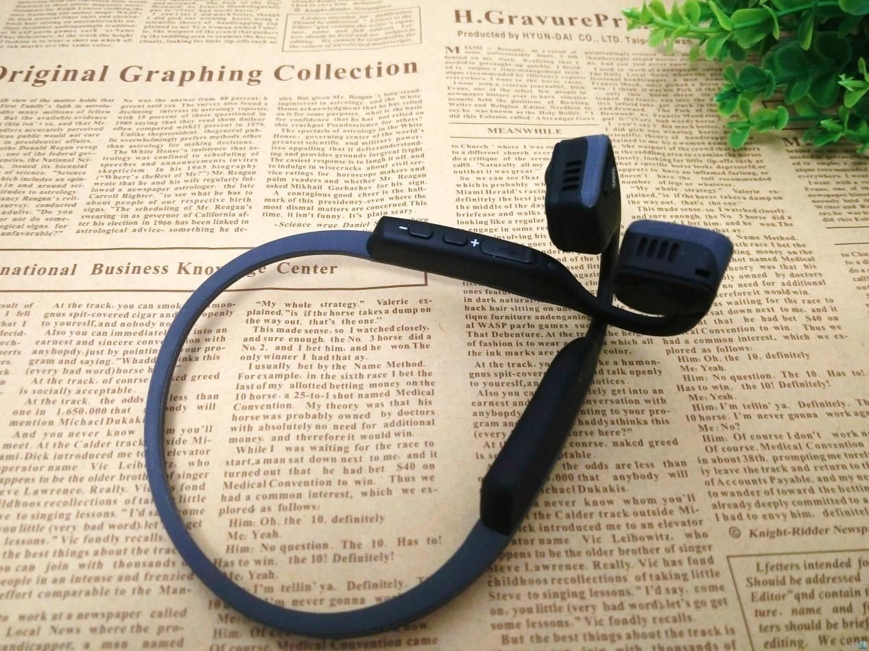 骨传导耳机值得买吗,入耳式耳机和骨传导耳机哪个好