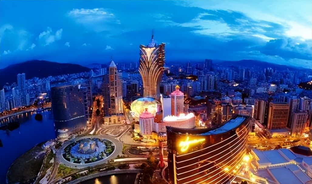 去澳门旅游只有港澳通行证可以吗,去澳门除了港澳通行证还需要什么