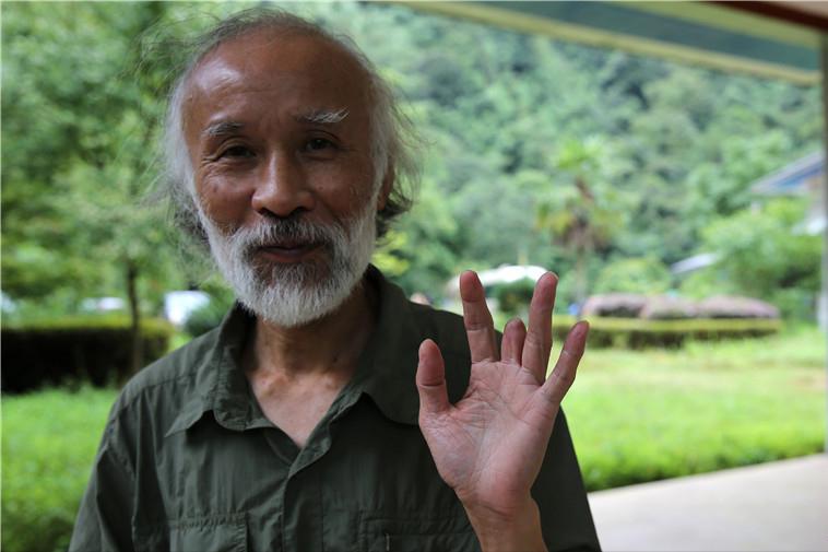 莽山烙铁头5000一条是真的吗,莽山烙铁头和大熊猫哪个珍稀