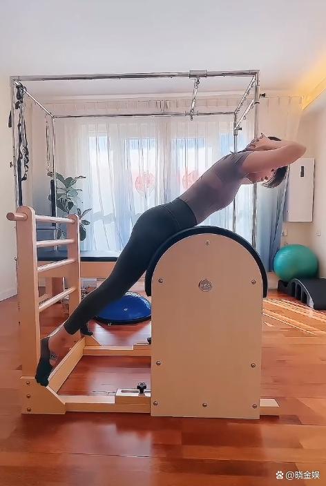 寮犺暰濉戝舰,寮犺暰濂冲瓙濉戝舰