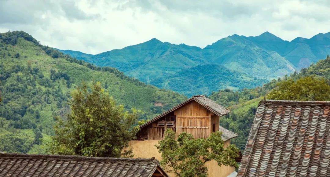 花100万改造农村老房子失败案例,花100万改造房子被网友骂