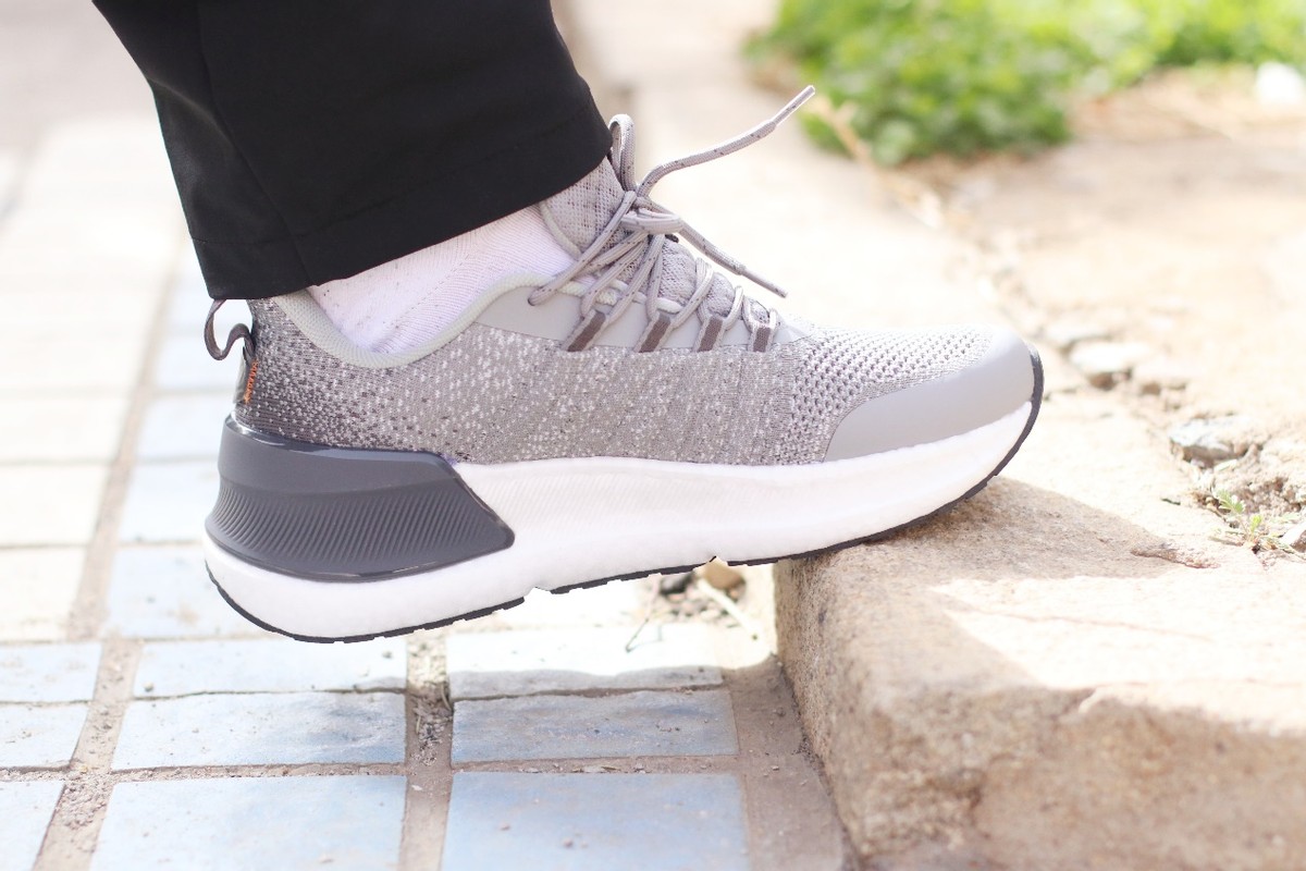 百元左右性价比高运动鞋,百元价位的运动鞋