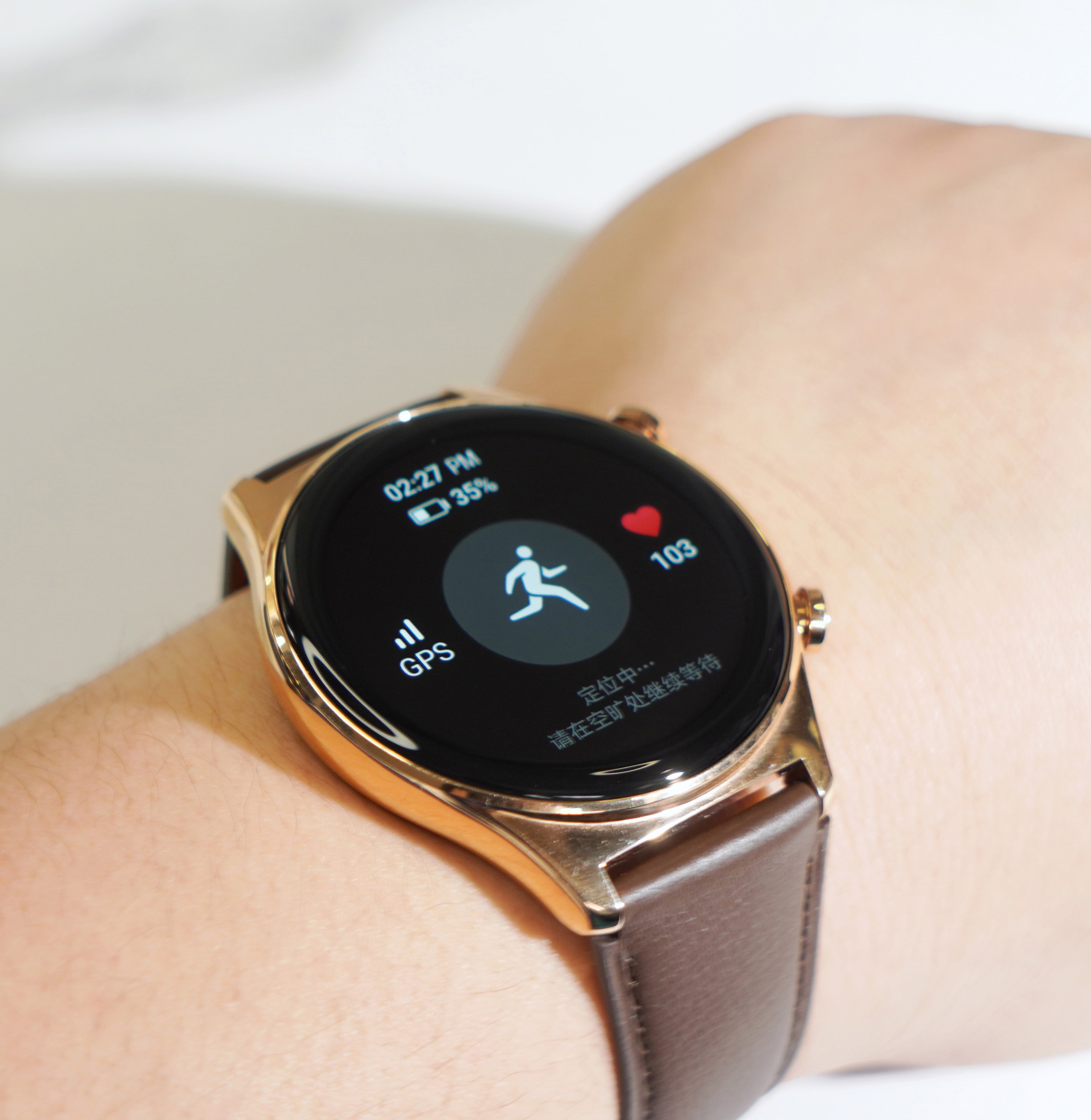 荣耀手表GS3首发测评：运动健康是基因，高端时尚为血脉