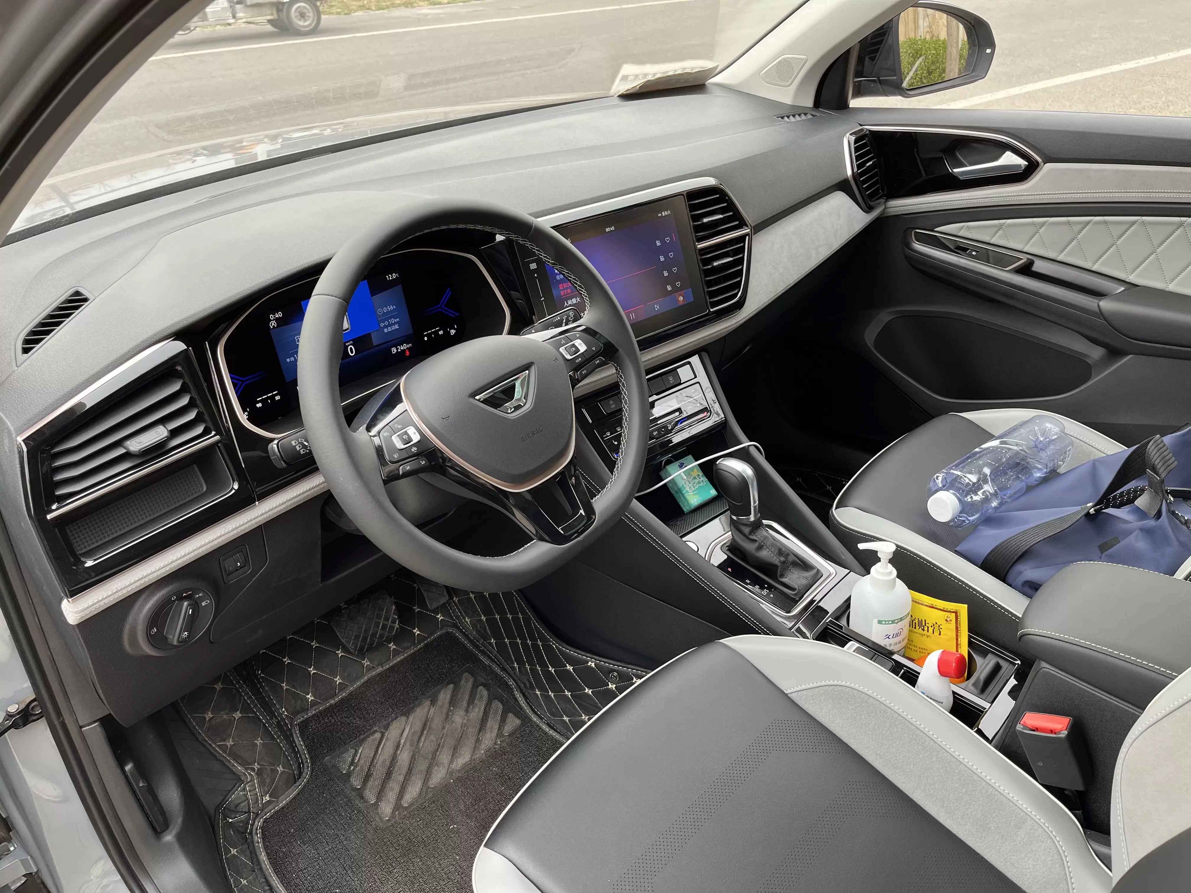 人生第二辆车买贵的还是便宜的,人生第二辆车选油电混动还是油车