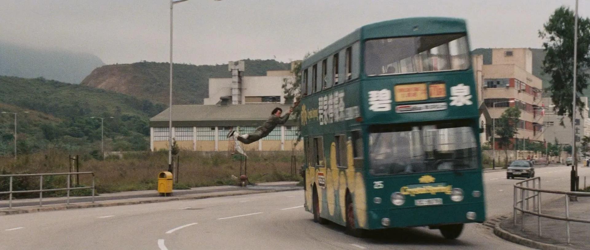 成龙那些年受过的伤全集,那些年的成龙搞笑电影