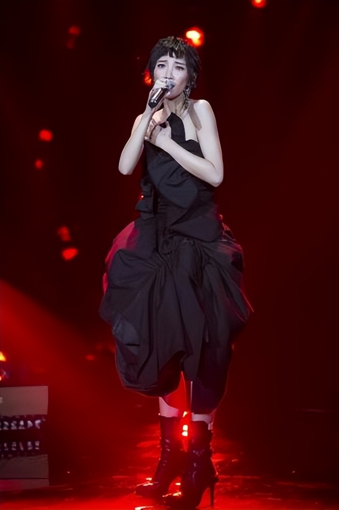 乘风破浪为什么没有艾薇儿,艾薇儿参加乘风破浪的姐姐