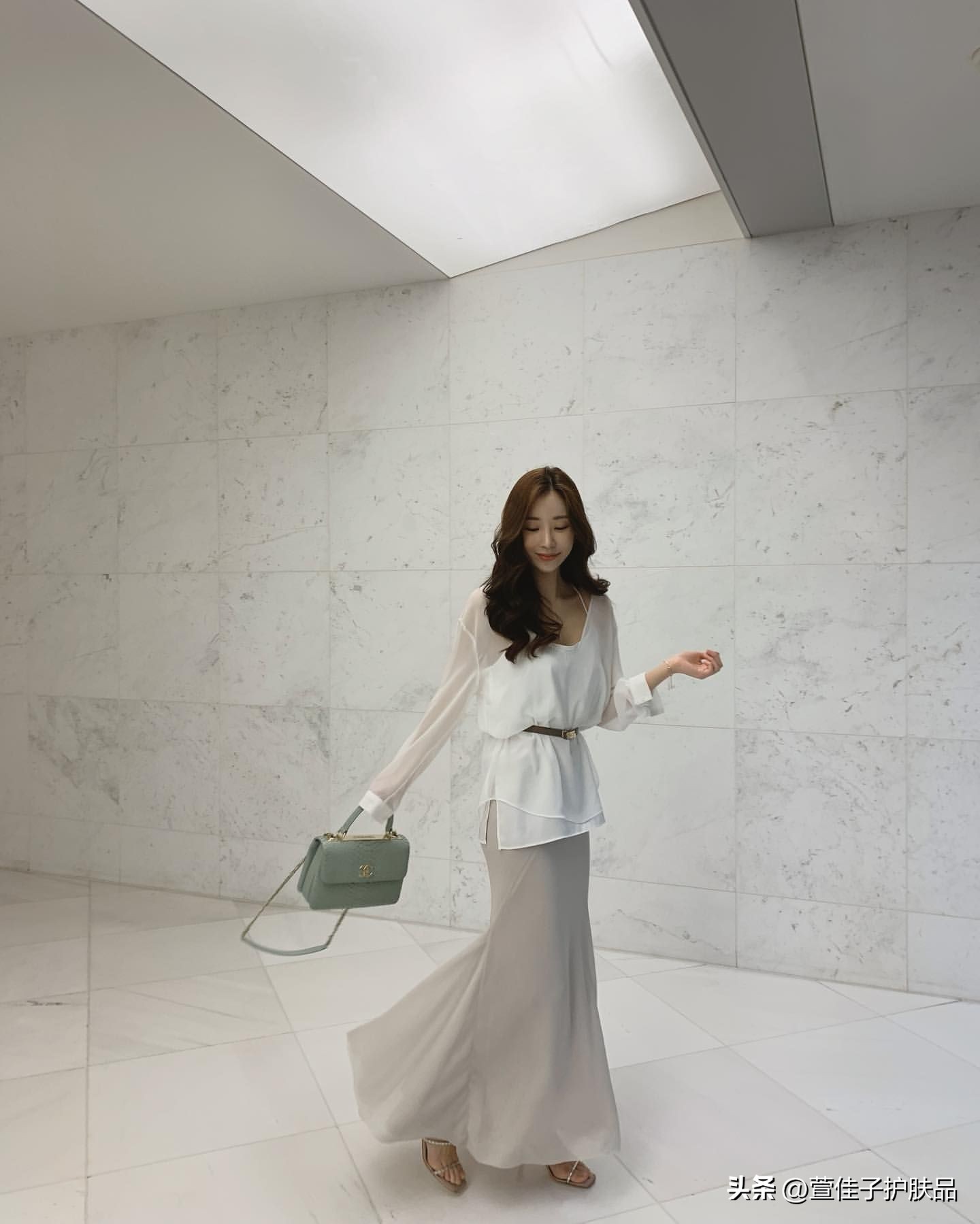 圆脸短发还是长发好看,方脸长发还是短发好看