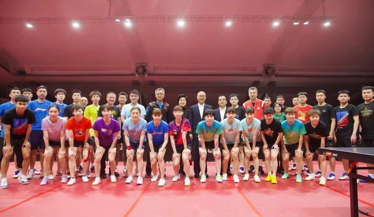 世乒赛王曼昱4-3逆转陈梦进决赛,世乒赛女单王曼昱第六局