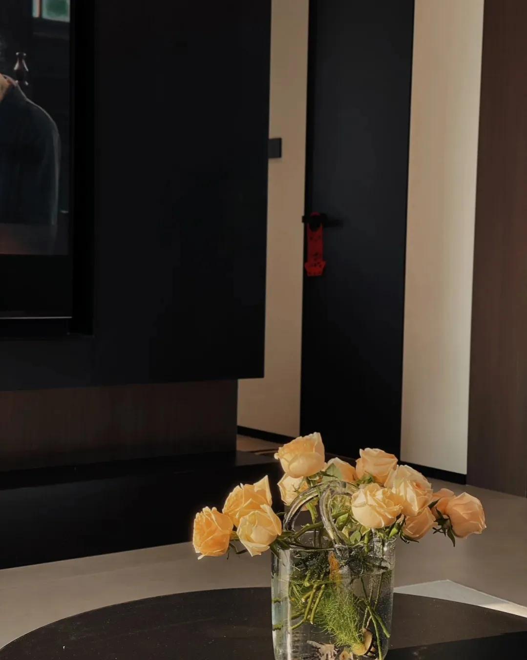 广东美女晒出自家120㎡新家:全屋没有一丝俗气,堪称装修教科书