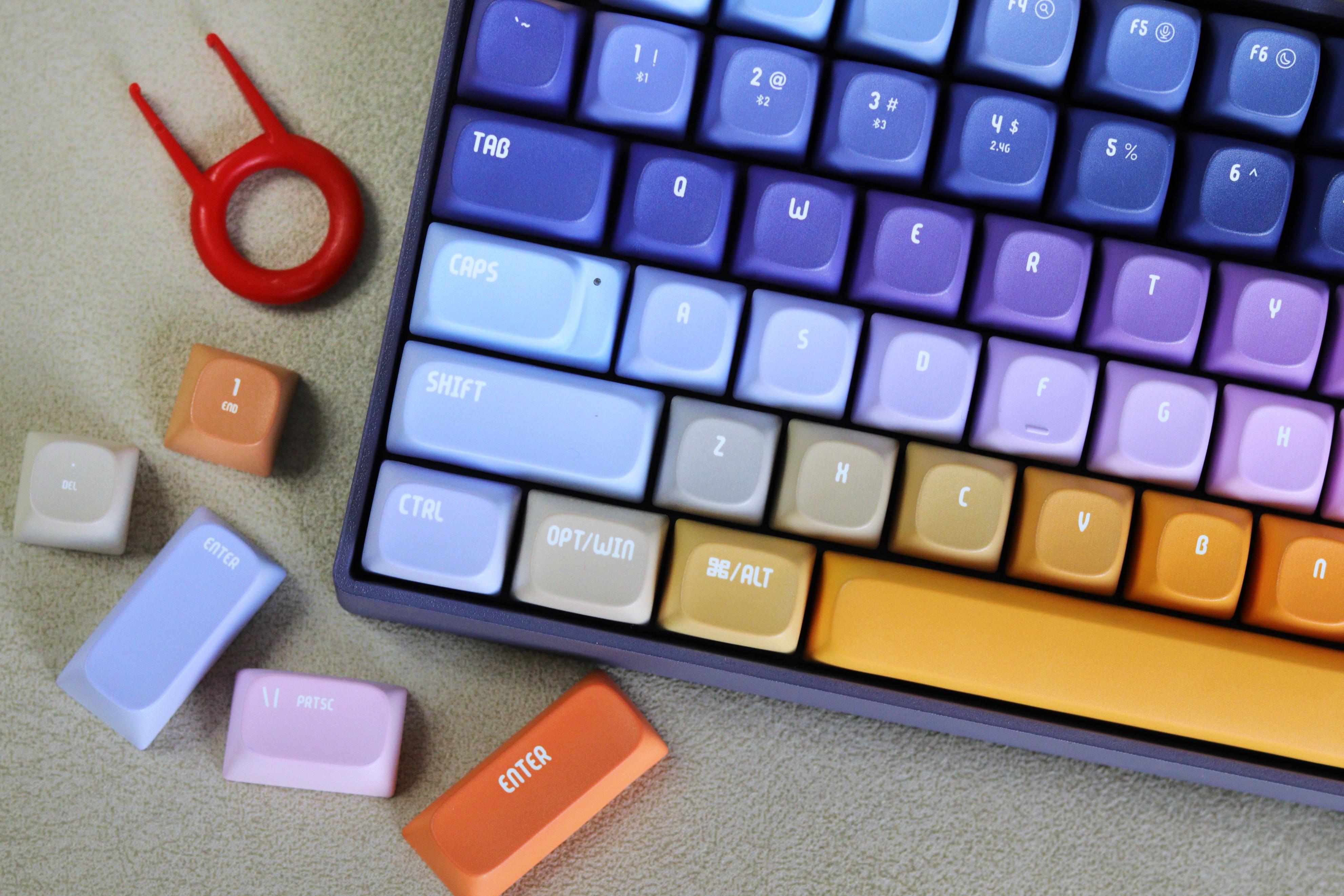 洛斐和keychron机械键盘对比,洛斐星河小翘最低多少钱