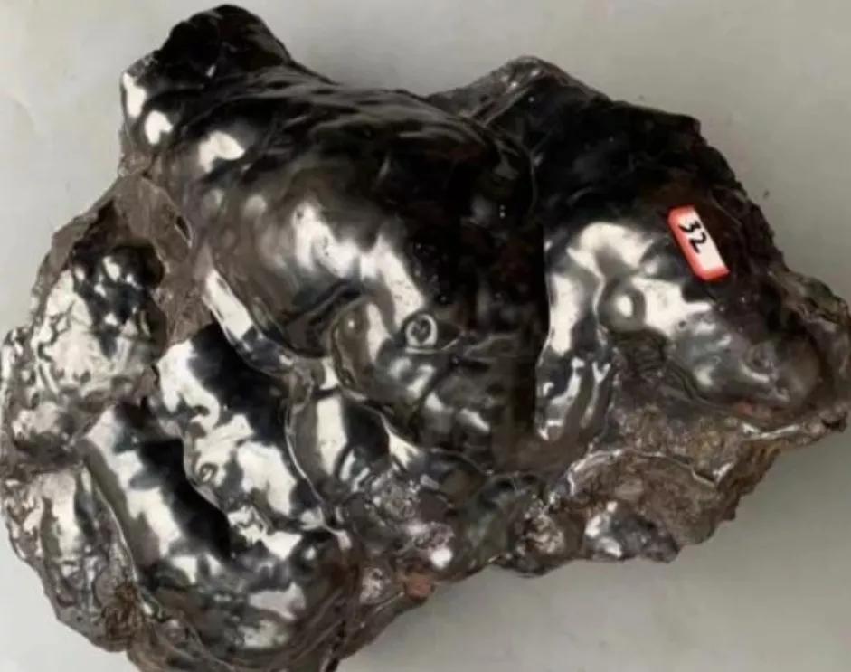 捡石头一天能挣多少,捡石头能赚到钱吗