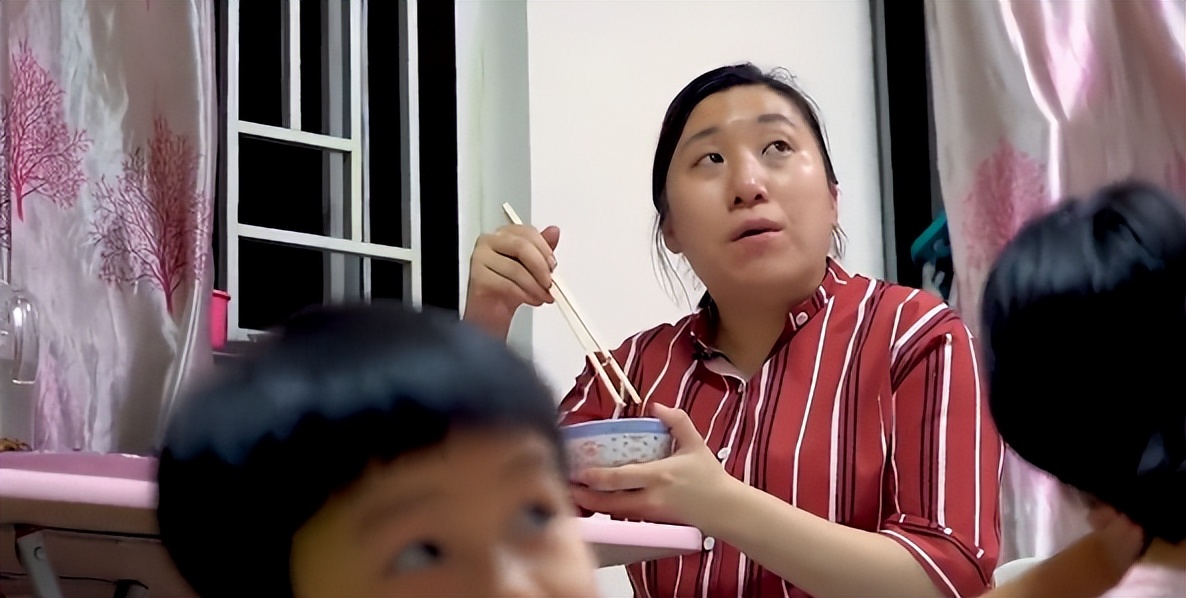 香港夫妻月入六万,香港夫妇月入七万立志移民