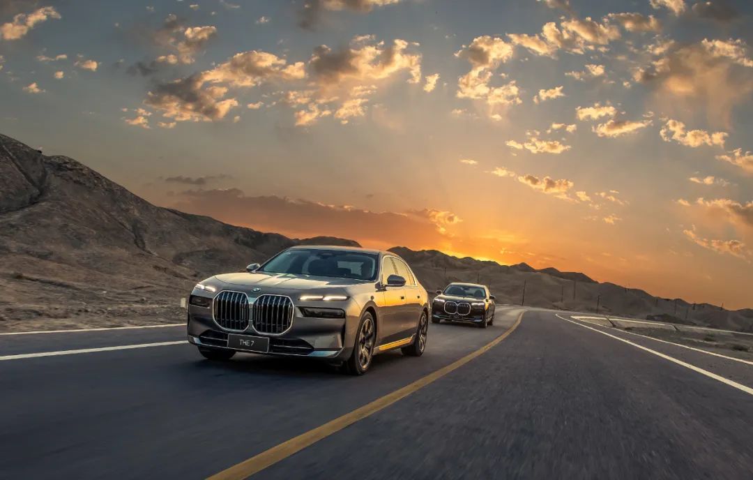 创新纯电动bmwi7来袭,全新bmwi7沉浸式豪华体验