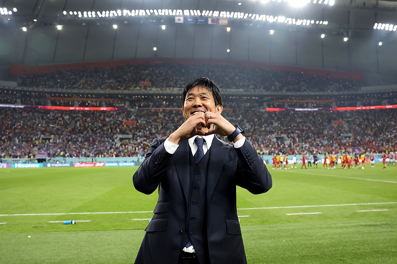 日本2:1逆转西班牙集锦,日本逆转西班牙中国球迷反应