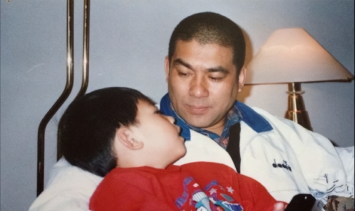 私生活混乱、卖假货、深陷“丑闻”，这4位“老戏骨”晚节不保？